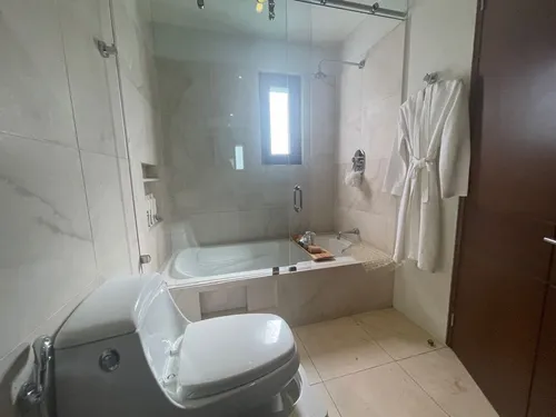 Residencia En Clib De Golf Los Encinos