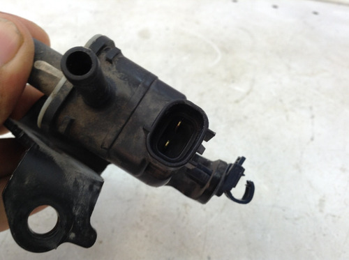Valvula De Purga Canister Highlander 3.5 Aut 4x2 Mod 11-13 (Usado)