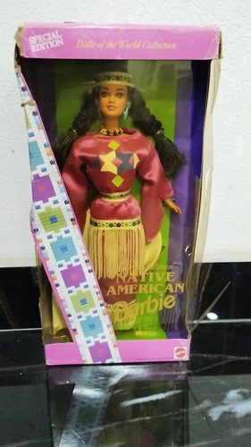 Barbie Native American (Usado)