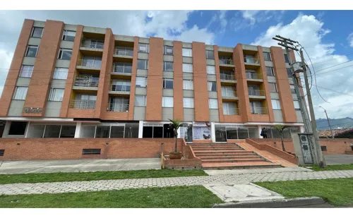 Venta Local Comercial Nº 1 70 M2 Edificio Urano Chía Cundinamarca