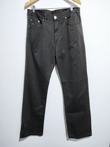 Pantalón Jean Legacy Corte Recto Impecable