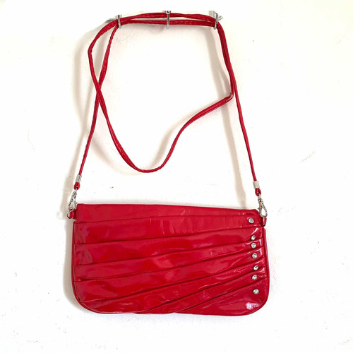 Cartera Roja De Charol Con Brillos Tipo Sobre Usada