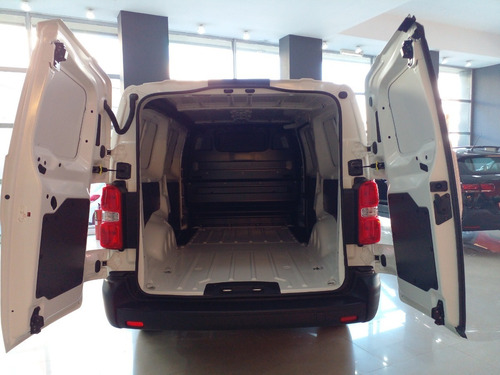 Imagen 23 de 25 de Citroën Jumpy L3 Business 115 Cv (djv)