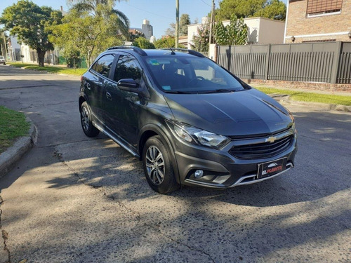 Chevrolet Onix Activ