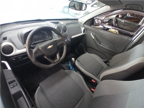 Imagem 11 de 12 de Chevrolet Montana 1.4 Mpfi Ls Cs 8v Flex 2p Manual