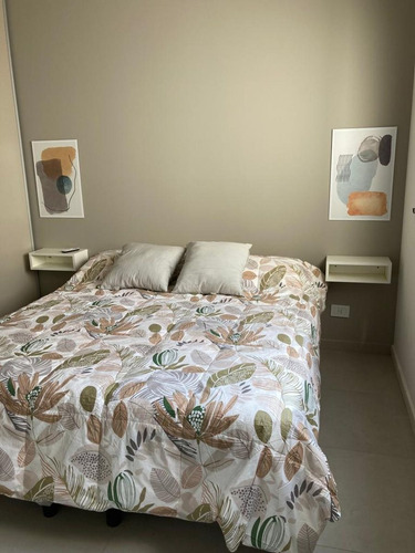 Venta Almagro 2 Ambientes Con Cochera Impecable