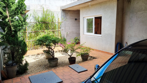 Refúgio Exclusivo Em Atibaia: Casa De Arquitetura Única No Coração Do Jardim Floresta!! Abaixo Da Avaliação!! (avaliada Em R$ 1.7k)