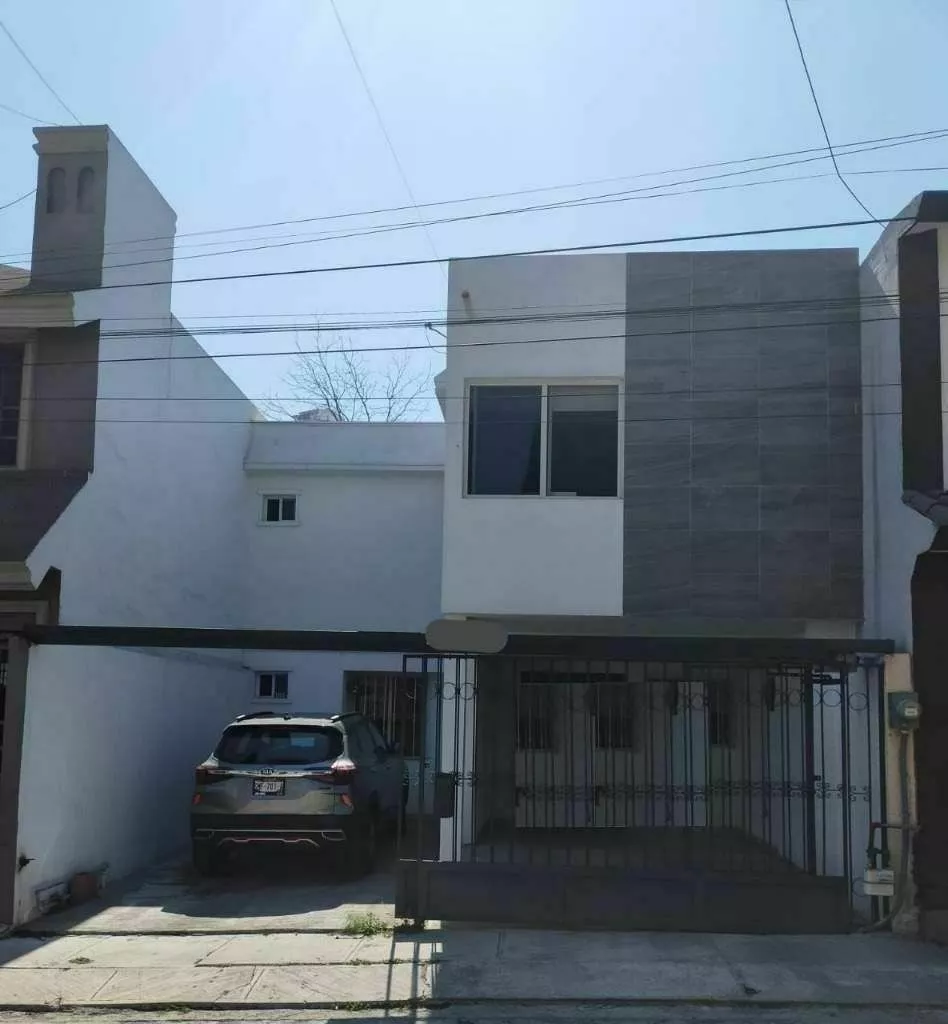 Venta De Casa En Colinas De San Jeronimo