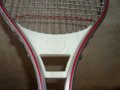 Raqueta De Tenis Antigua Con Funda De Aluminio
