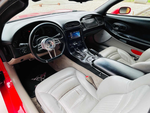 Imagen 9 de 12 de Chevrolet Corvette Coupe 1998