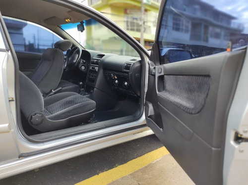 Chevrotet Astra 2000 Gls 2.0