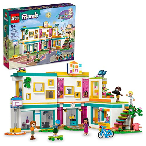 Lego Friends Heartlake International School 41731, Building