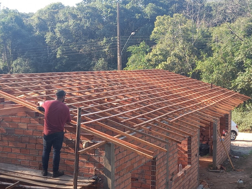 Casa Guapiara.. Faze Acabamento