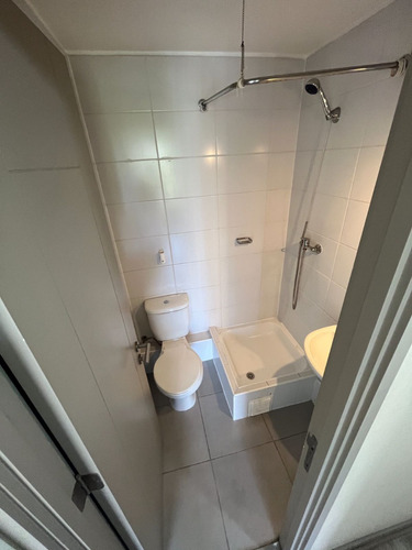 Amplio Dpto. 2 Dormitorios 2 Baños, Precio Excepcional !