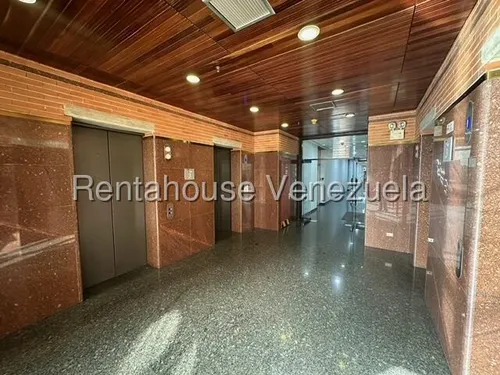 Local En Venta La Castellana Abm