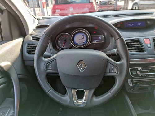 Imagem 5 de 15 de Renault Fluence Dynamique 2.0 16v Hi-flex Aut.