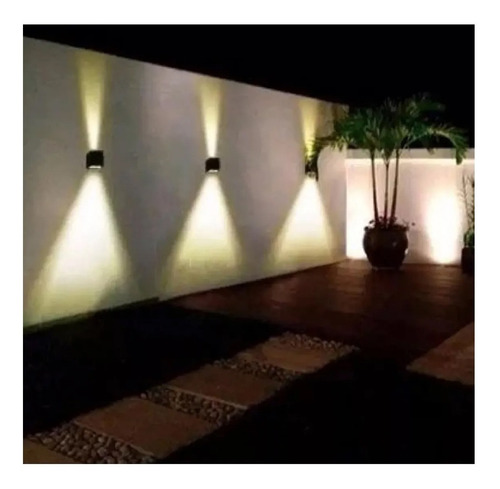 Imagen 3 de 6 de Aplique Exterior Bidireccional Aluminio Led Akim Candil