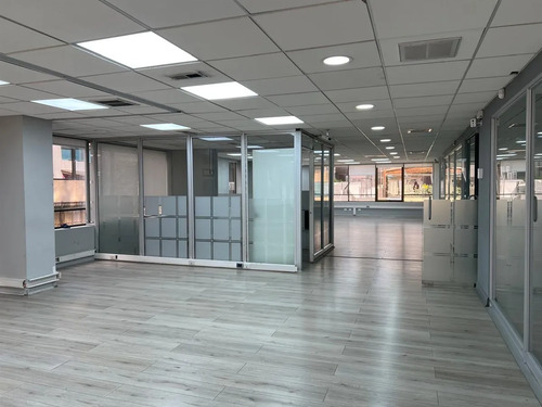 1.080 M2 Habilitados En Venta / El Golf