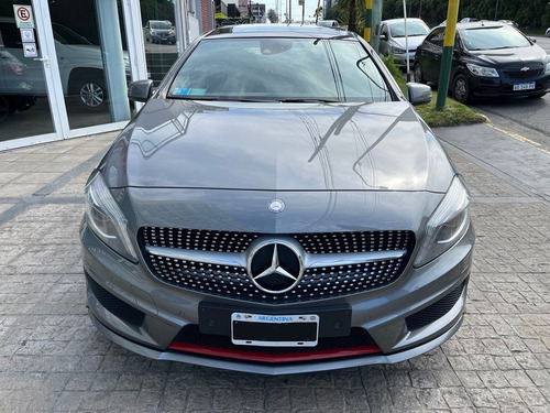 Imagen 3 de 25 de Mercedes Benz A250 Sport