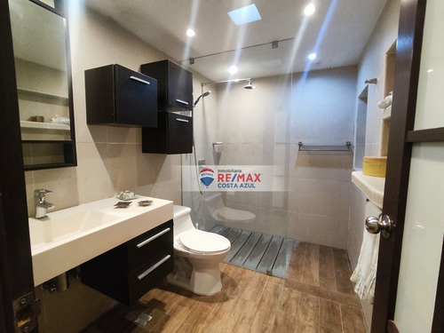 En Venta Hermoso Y Cómodo Apartamento En Residencias Ancorage Tucacas.
