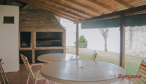 Venta De Casa Multifamiliarconstruida S/ Lote Propio De 454 M2, Ideal P/2 Familias -el Palomar