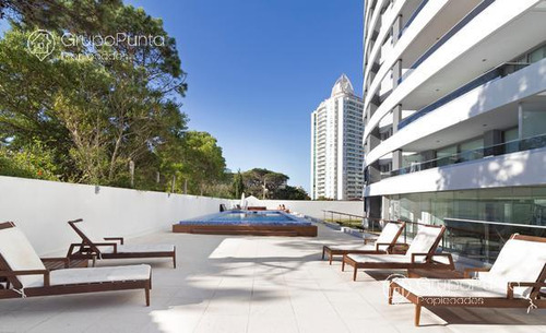 Departamento En Venta Torre Esmeralda , Playa Brava, Punta Del Este