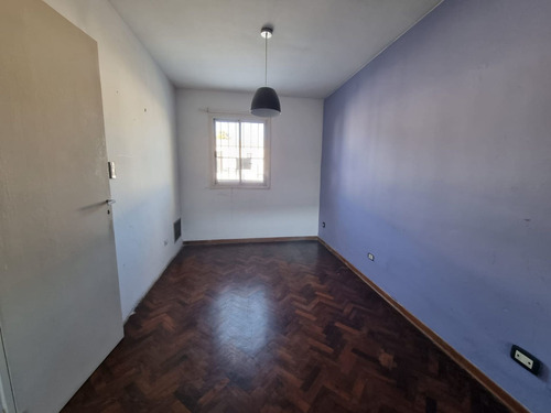 Imagen 10 de 17 de Casa En Venta 3 Amb. Barrio Luz Y Fuerza