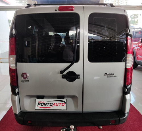 Imagem 6 de 12 de Fiat Doblò 1.8 Mpi Essence 7l 16v Flex 4p Manual