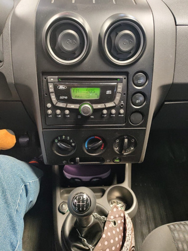 Imagem 8 de 11 de Ecosport Xls 1.6 Flex 8v 2007 Vermelha Completo Confira