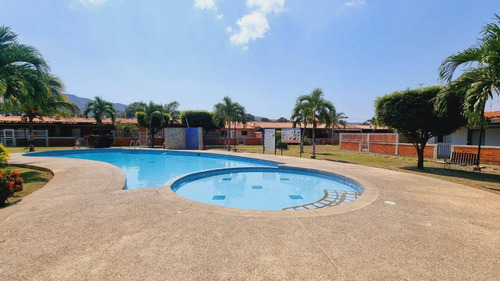 Ac Venta Funcional Casa En Valle De Oro, San Diego Edo. Carabobo Cod. 206190