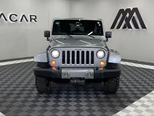 Jeep Wrangler 3.8 V6 Unlimited Sahara JK 4x4 At