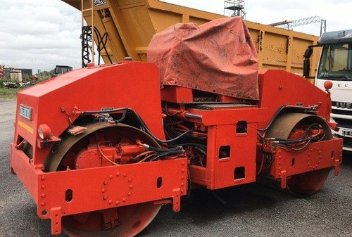 Imagen 2 de 5 de Compactador Aplanadora Doble Liso Bitelli 8,7 Tn Bremotors