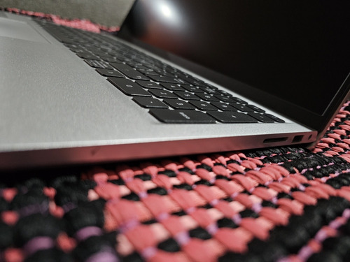 Laptop Dell Inspiron 15 3000 (Usado)