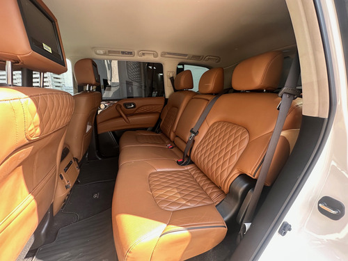 Infiniti QX80 5.6l Perfection 8 Pasajeros At