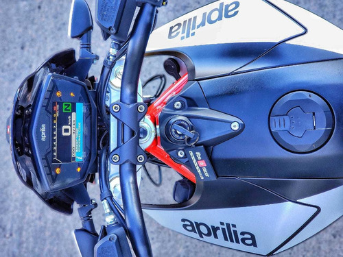 Imagen 4 de 10 de Aprilia Dorsoduro 900