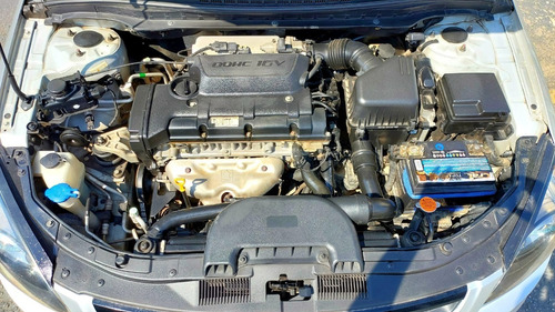 Imagem 11 de 13 de I30 Manual 2.0 Gls - Ano 2012 - Gasolina - Prata - Baixa Km