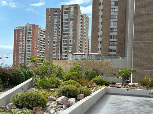 Cómodo Departamento Venta Edificio Portofino, Cerro Paranal