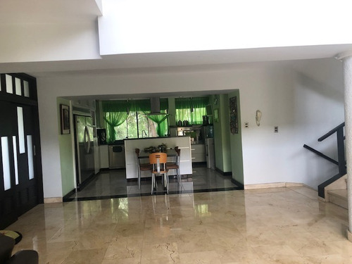 Imagen 8 de 14 de Apartamento Amplio Duplex Alquiler Urbanización Valles De Camoruco Valencia