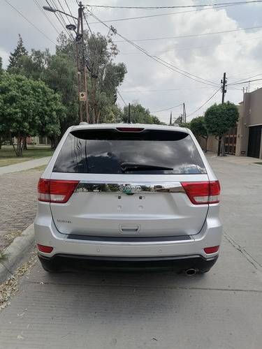 Imagen 5 de 14 de Jeep Grand Cherokee 2011 3.6 Limited Navegación V6 4x2 Mt