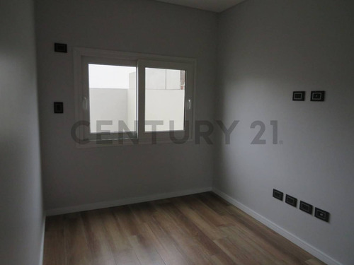 2 Amb A Est En 4to Al Frente Calidad Premium Muebles Jhons