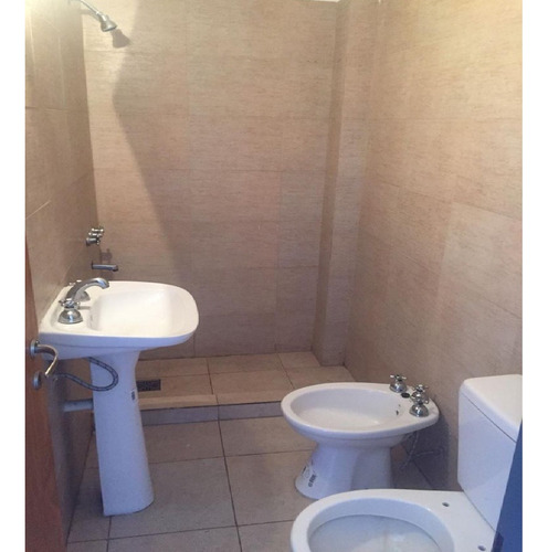 Excelente Duplex De 2 Ambientes En Castelar Sur