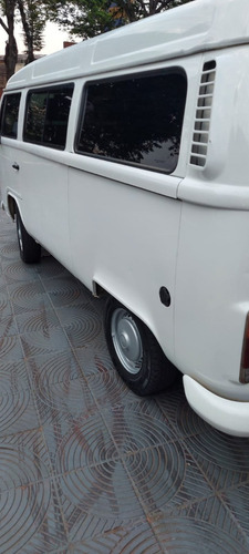 Imagem 4 de 13 de Volkswagen Kombi 1.4 Lotação