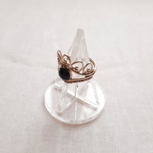 Imagen 3 de 10 de Exhibidor Para Anillos Cono Base Redonda Acrilico Pack X4