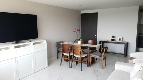 Departamento Como Nuevo, Amplio Y Acogedor Con Vista Arbolada ¡listo Para Estrenar!