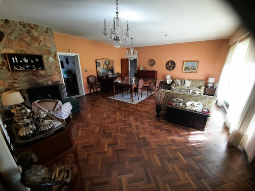 Imagen 2 de 14 de Espectacular Residencia !!