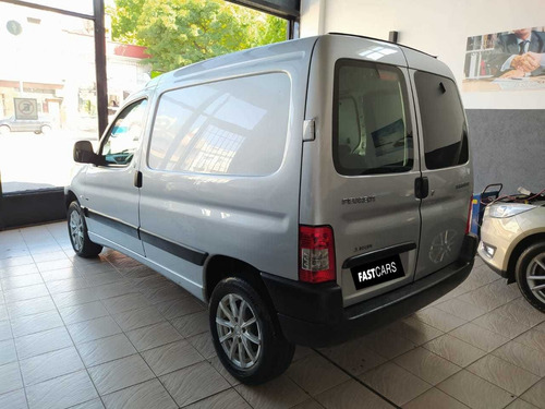 Peugeot Partner 2014 1.6 Hdi Furgon Presence Aa