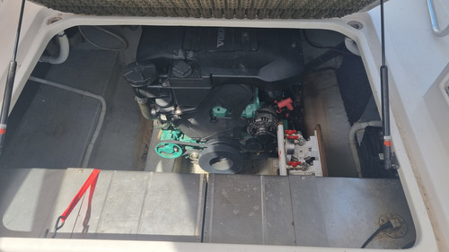 Crucero Regazza 780 Duo Volvo Penta 200hp Turbo Diesel Dp