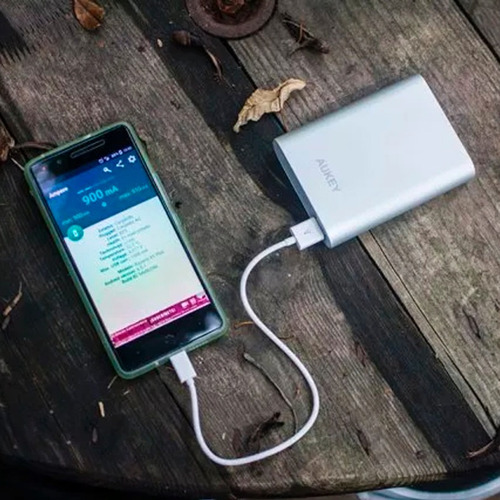 Batería Portatil Pb-t1 Quickcharge 2.0 10400 Mah Aukey