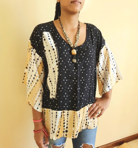 Imagem 2 de 5 de Blusa Bata Tecido Ione