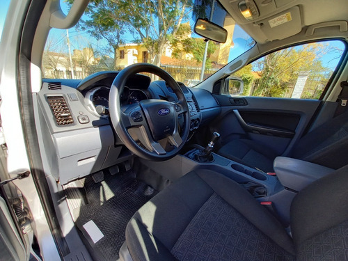 Imagen 9 de 14 de Ford Ranger 3.2 Tdi Dc 4x2 Xls 2017